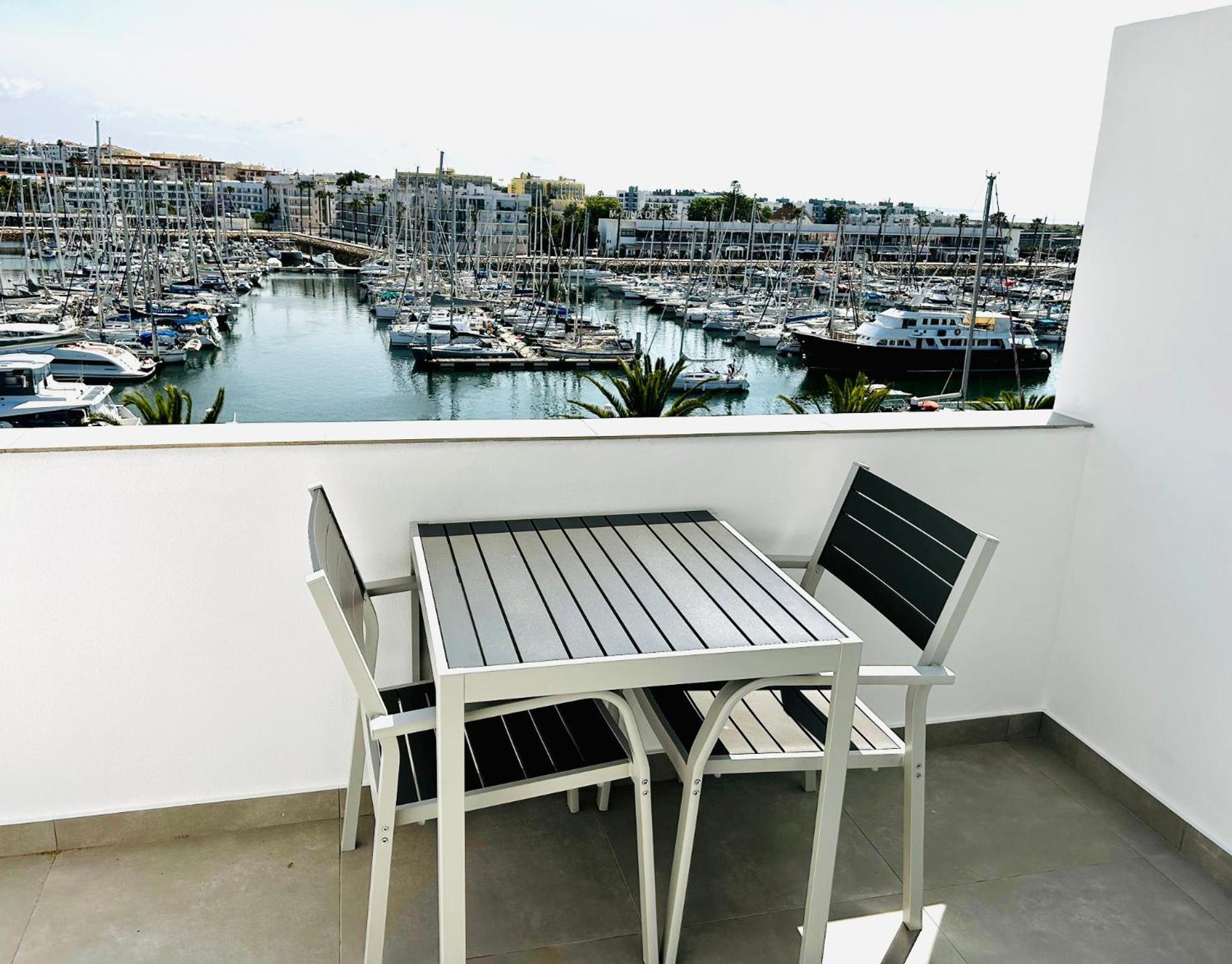 Studio Apt With Spectacular Views Of Lagos Marina Екстер'єр фото